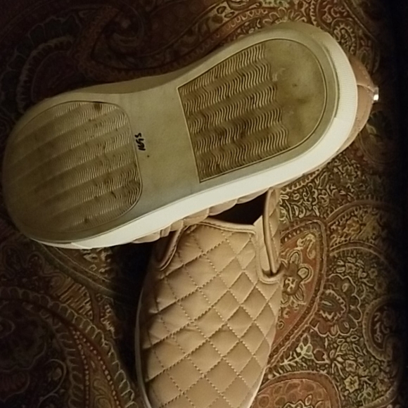 Tennis - Picture 3 of 4